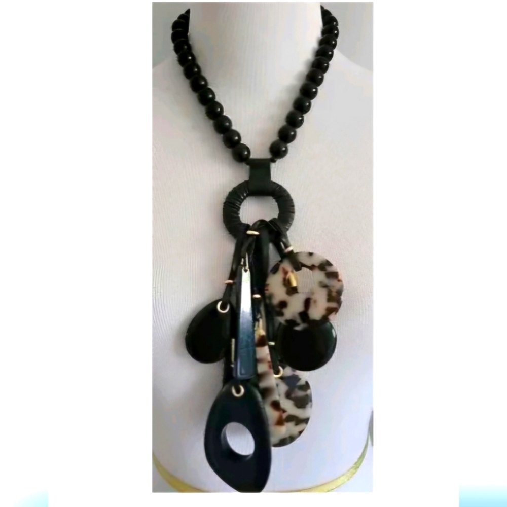Chicos Black and Tortoiseshell Beaded Statement Necklace - NWT